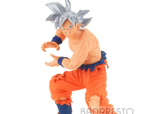 Load image into Gallery viewer, Dragon Ball Super Super Zenkai Solid Vol.3 Ultra Instinct Goku
